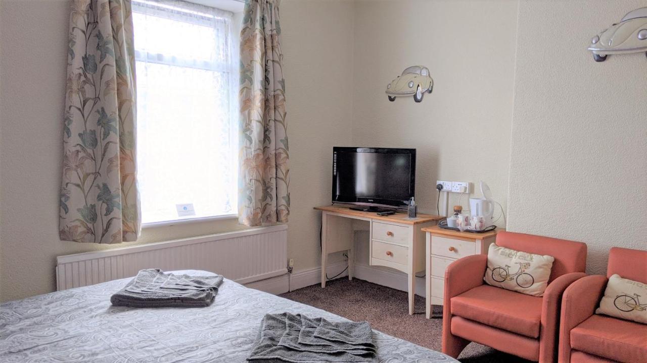 Kirk Lea Bed & Breakfast Halifax Bagian luar foto