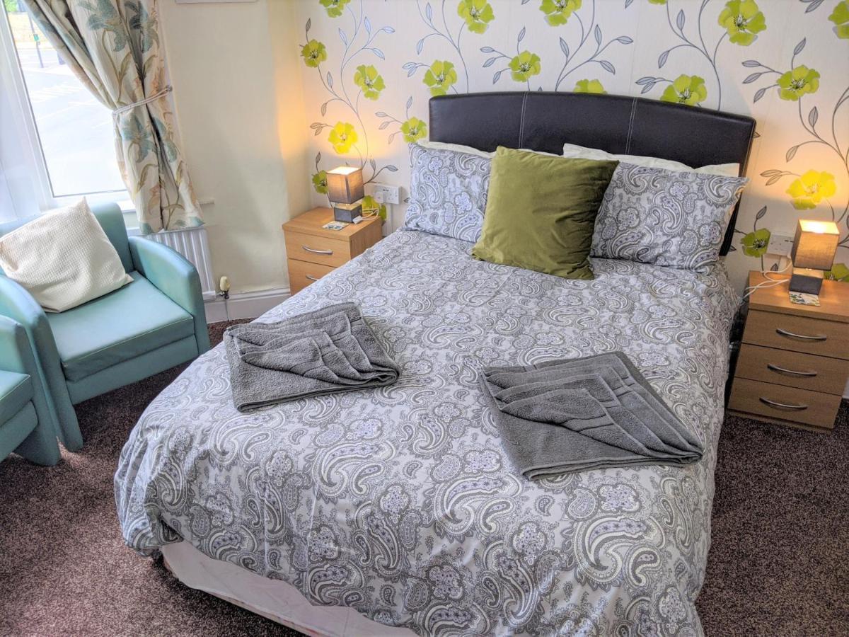 Kirk Lea Bed & Breakfast Halifax Bagian luar foto