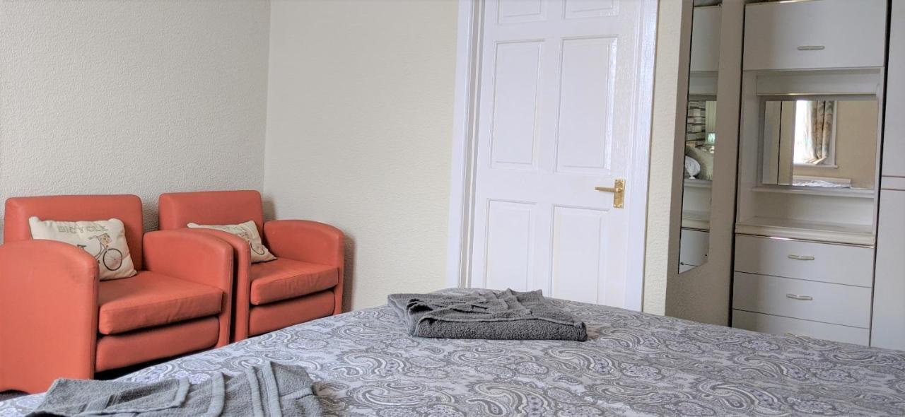 Kirk Lea Bed & Breakfast Halifax Bagian luar foto