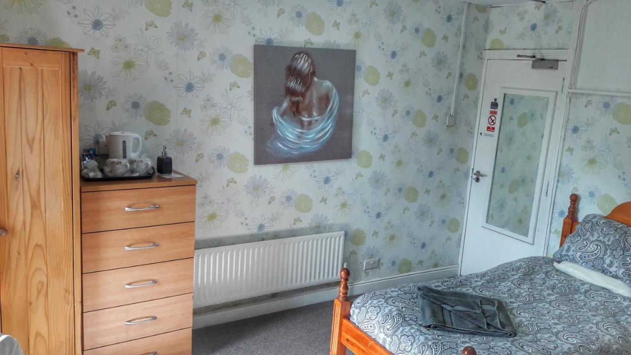 Kirk Lea Bed & Breakfast Halifax Bagian luar foto