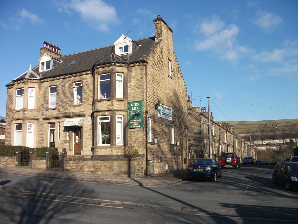 Kirk Lea Bed & Breakfast Halifax Bagian luar foto